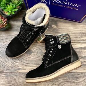 NIB White Mountain Theo Faux Shearling Lined Boot